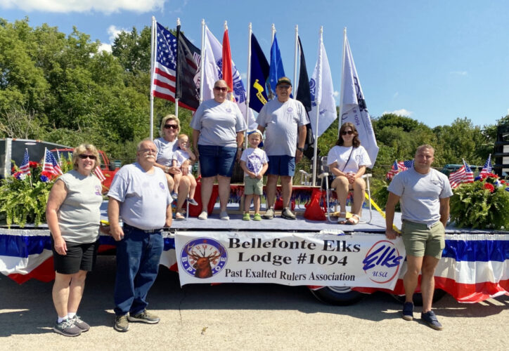 Elks take part in parade News, Sports, Jobs The Express